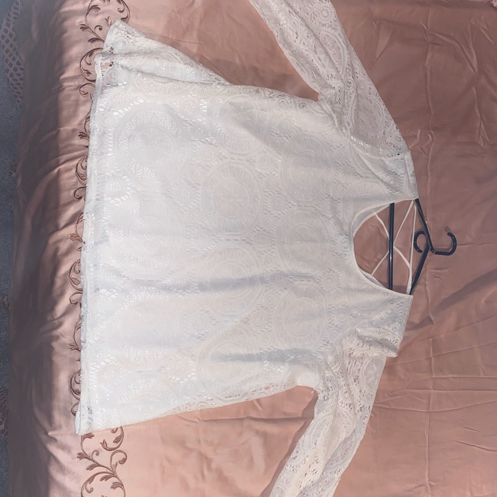 ING Collection Ivory Blouse - Picture 2 of 5